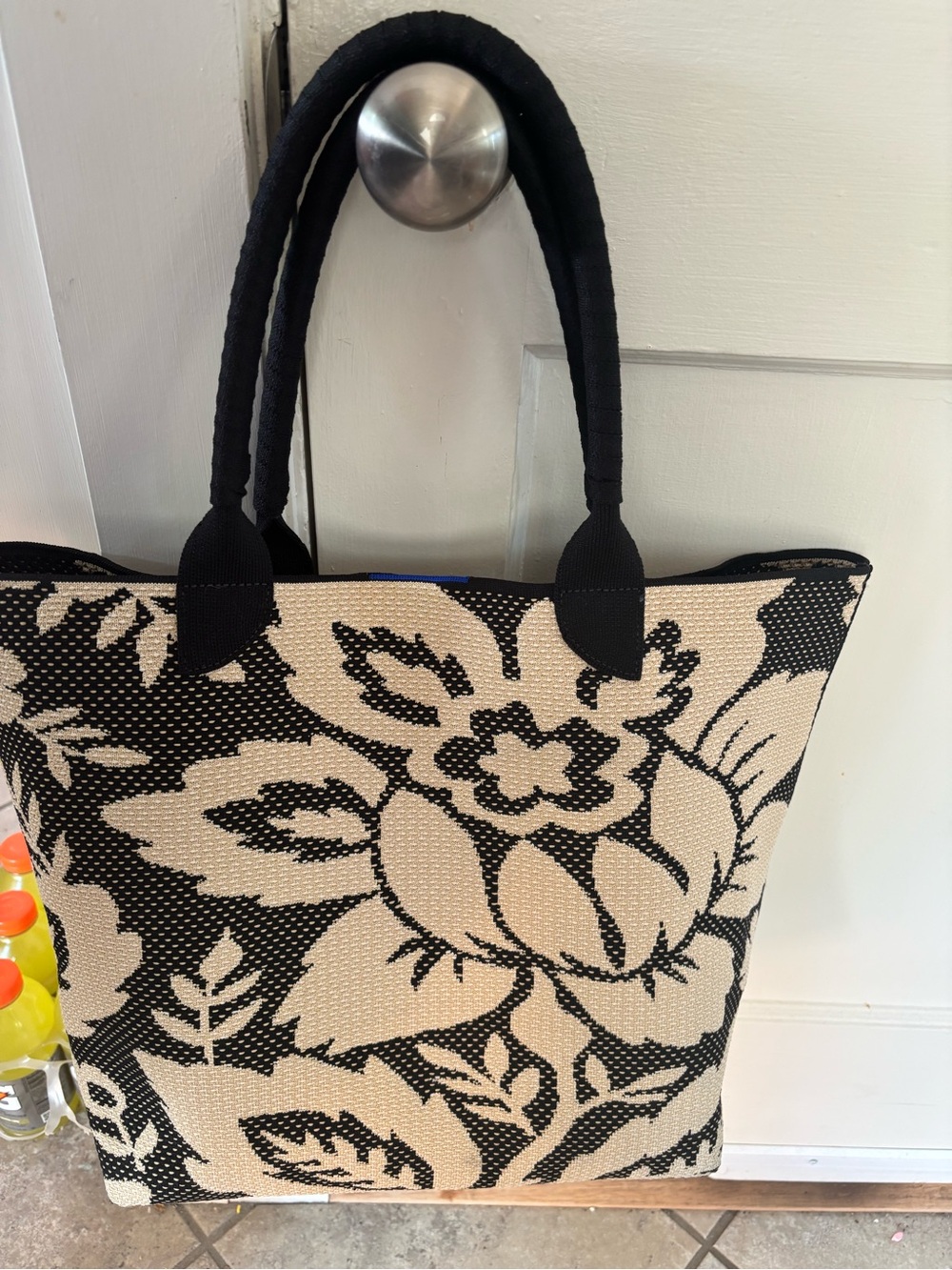 Rothy's The Lightweight Tote - Jardin Black - Picture 2 of 5